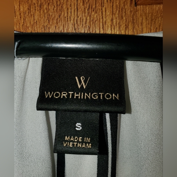 Worthington tank top. Size small. - Picture 2 of 2